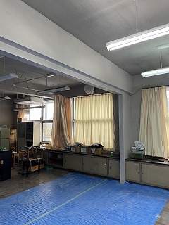 大阪府立支援学校　スライディングウォール設置工事　公共工事