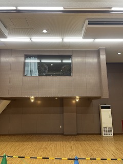 大阪府立支援学校　点検口取付工事