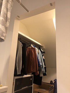 ロールスクリーン取り付け　豊中市　戸建