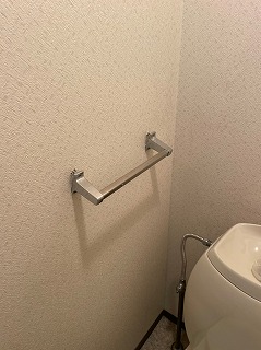 トイレ　タオル掛け　外れ　脱落　修理　ビス穴　固定方法　交換　大阪市住之江区　シティハイツ住之江